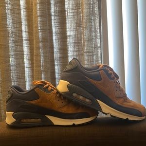 COPY - NIKE AIR MAX 90 in Multi color, blue/white/brown